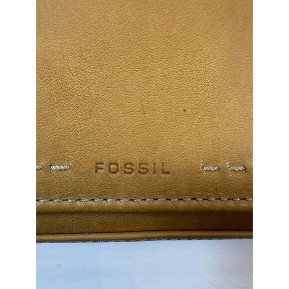 Vintage Fossil Tan Leather tri-fold Crossbody Wallet With Multiple Card Slots - Picture 3 of 8